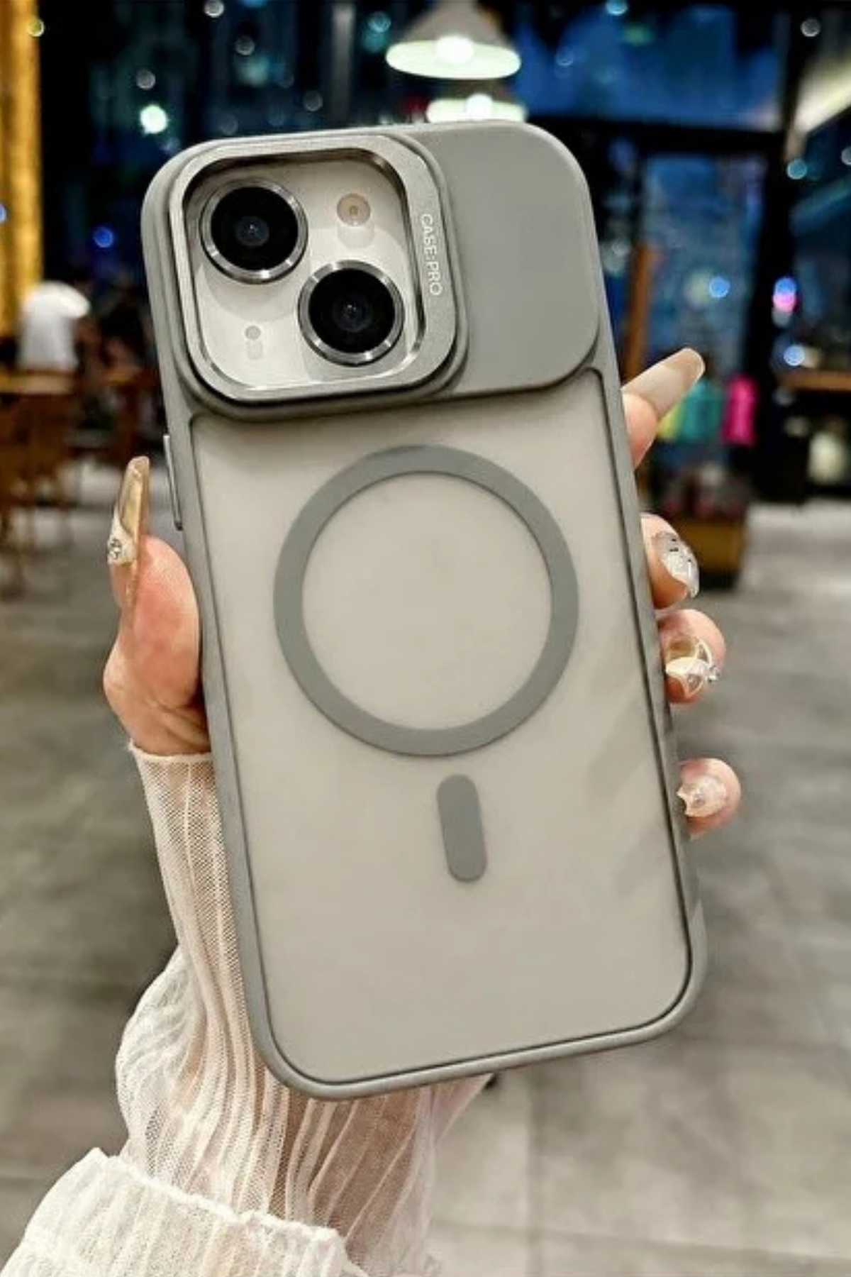 iPhone 13 Kamera Korumalı Lensli Magsafe Özellikli Şeffaf Kılıf - Gri