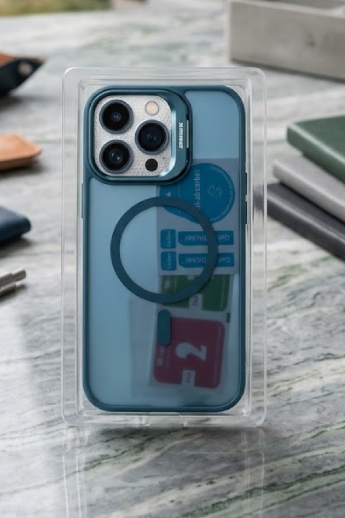 iPhone 16 Pro Max Kamera Korumalı Lensli Magsafe Özellikli Şeffaf Kılıf - Lacivert